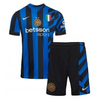 Camisa de Futebol Inter Milan Alessandro Bastoni #95 Equipamento Principal Infantil 2024-25 Manga Curta (+ Calças curtas)